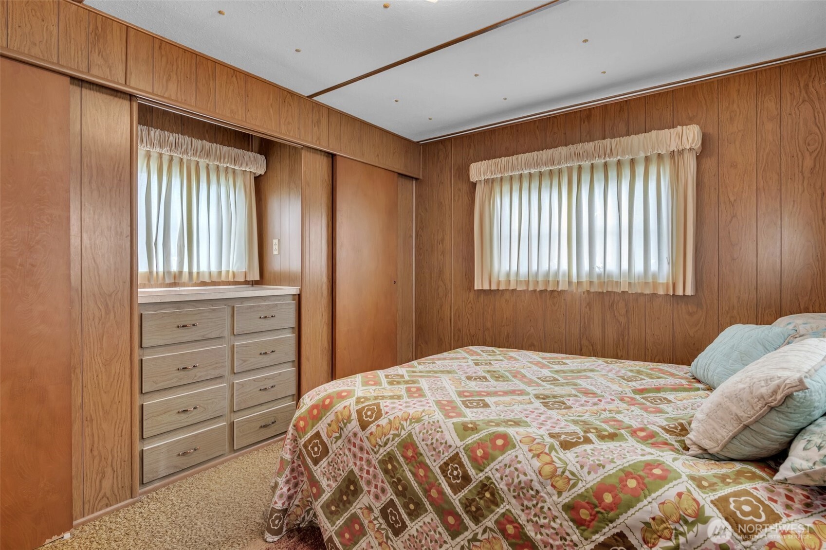 8080 Harborview Road F54 Property Photo 16