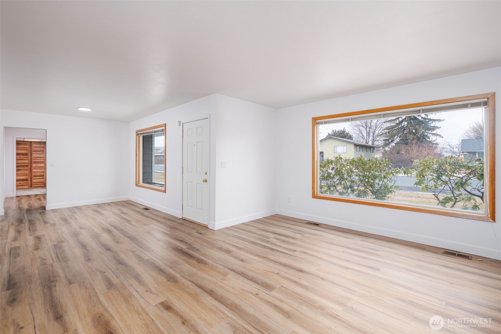 614 H Street Property Photo 6