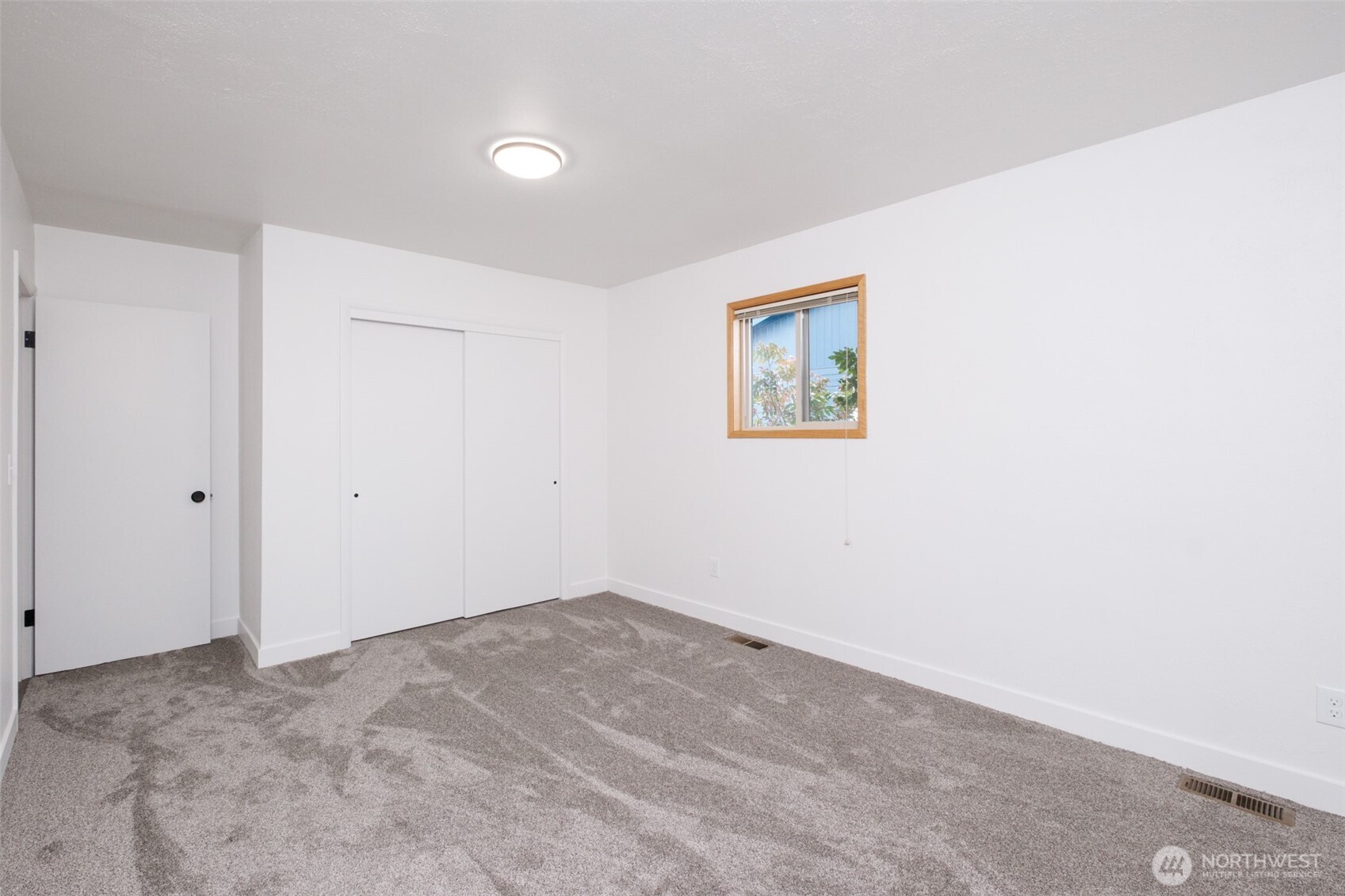 614 H Street Property Photo 10