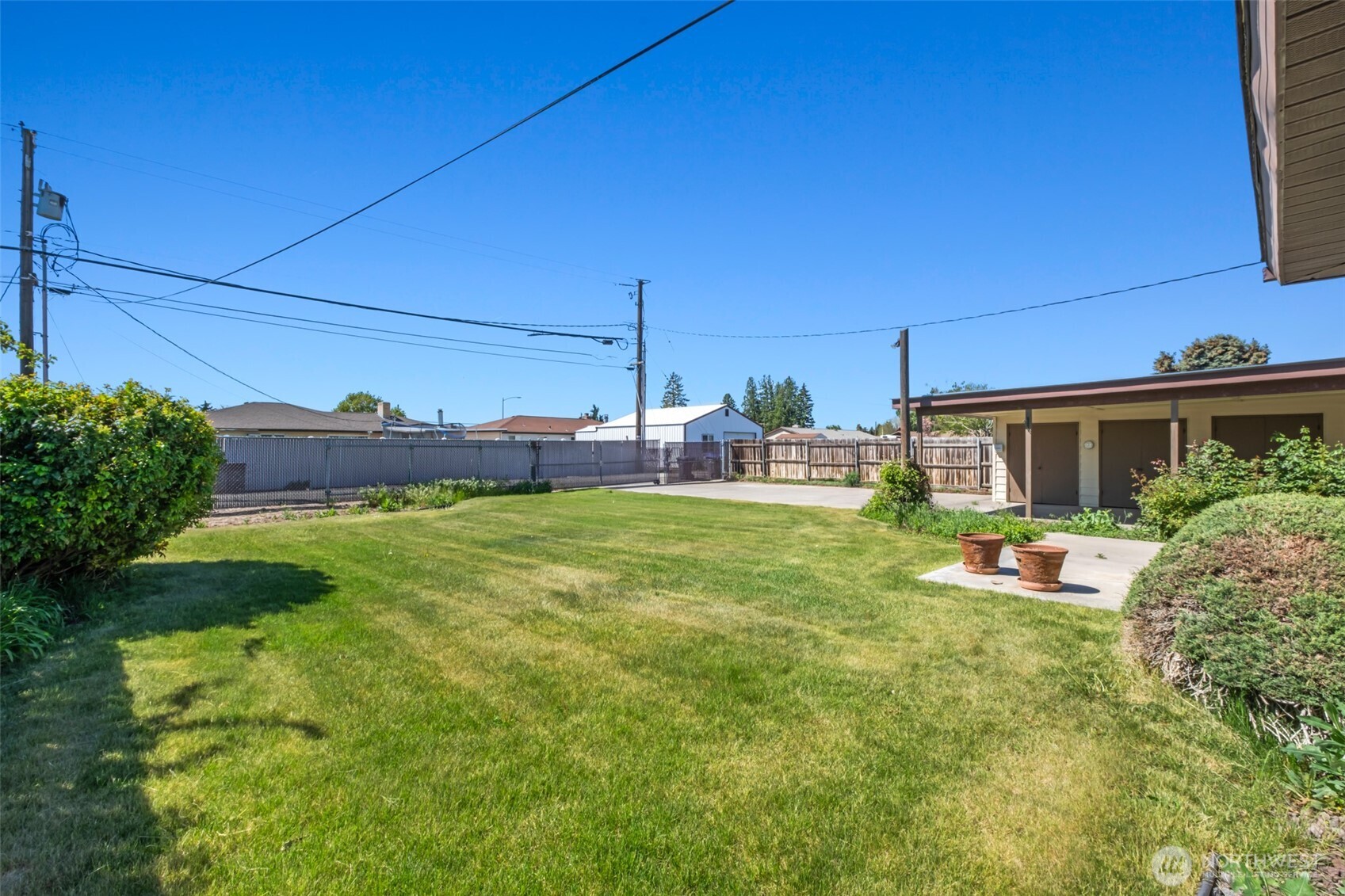 614 H Street Property Photo 23