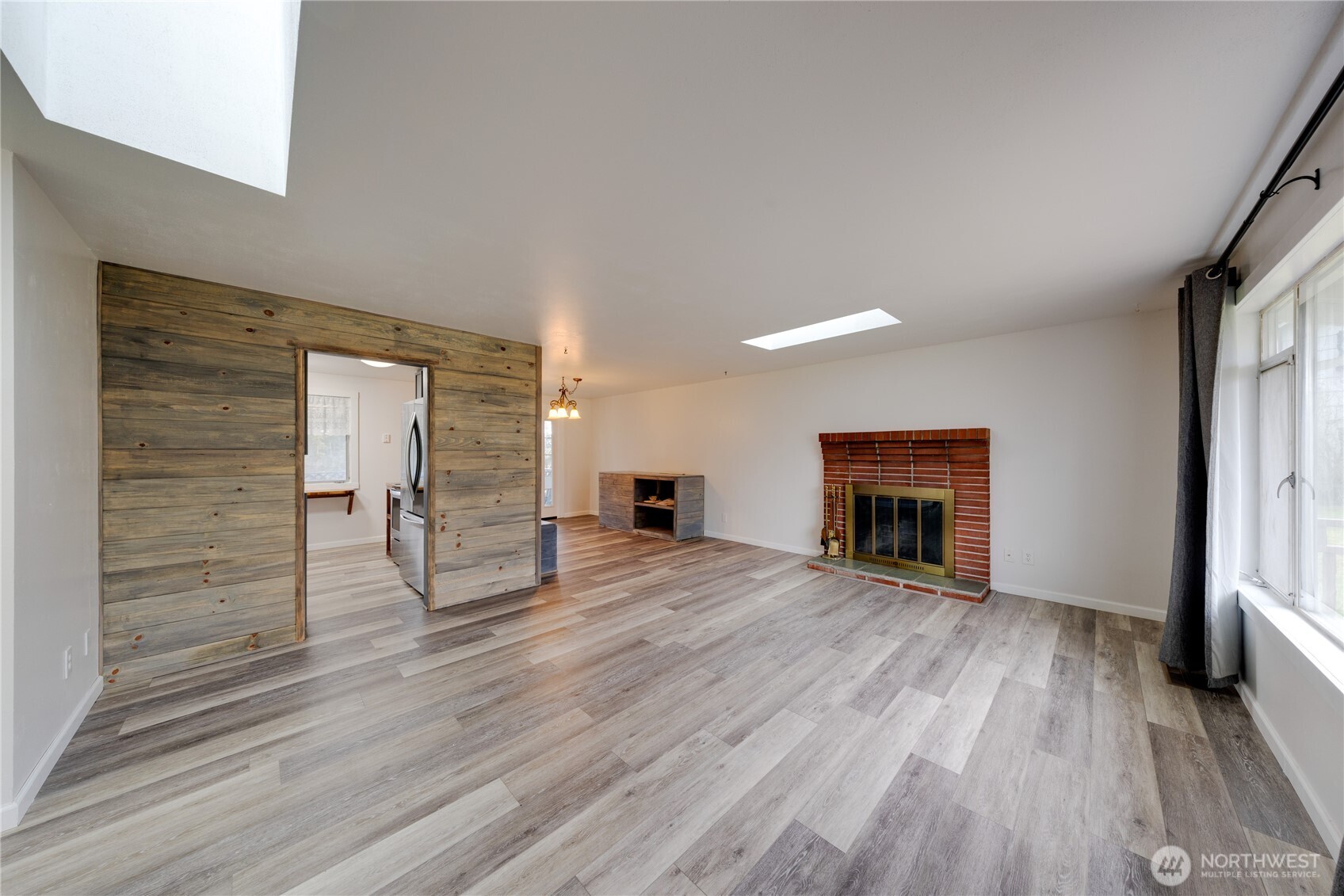 1366 Orchard Loop Property Photo 4