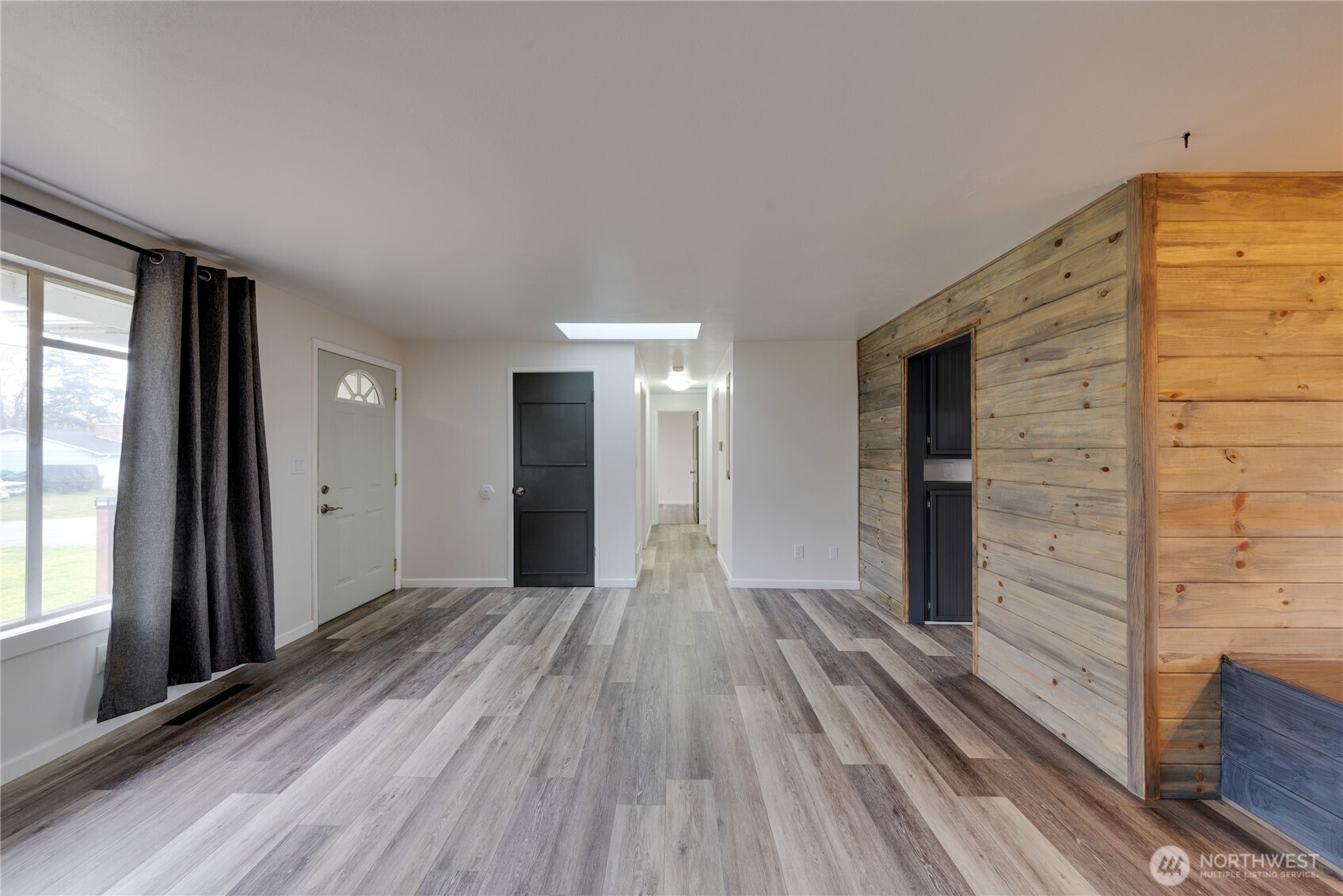 1366 Orchard Loop Property Photo 7