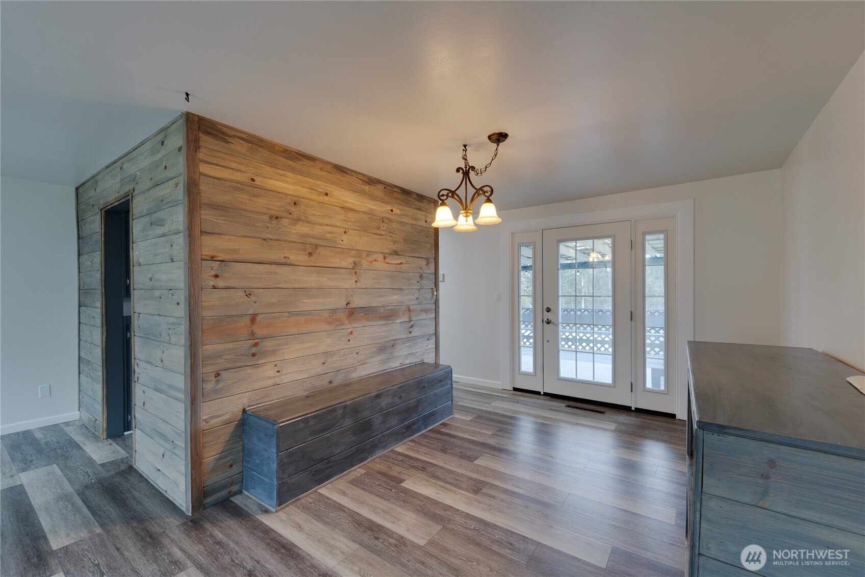 1366 Orchard Loop Property Photo 11