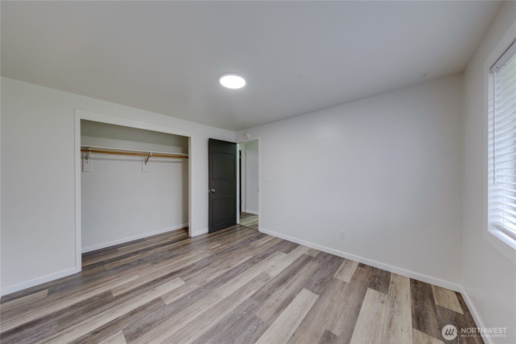 1366 Orchard Loop Property Photo 16