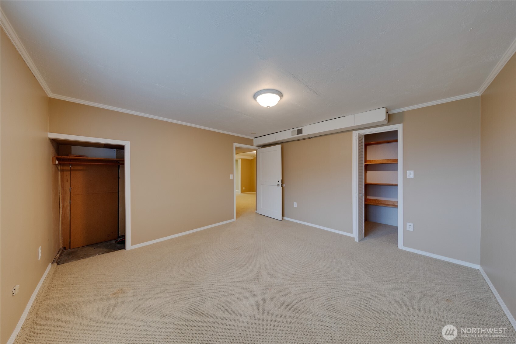 1366 Orchard Loop Property Photo 27