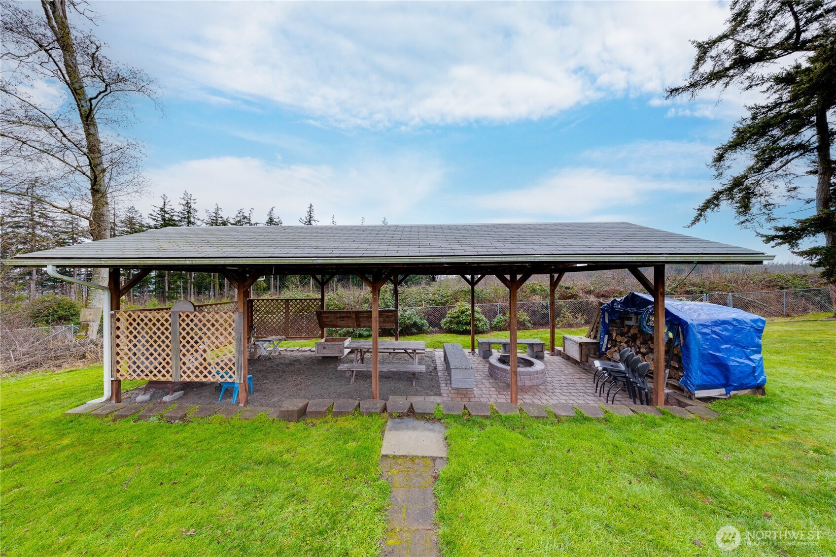 1366 Orchard Loop Property Photo 39