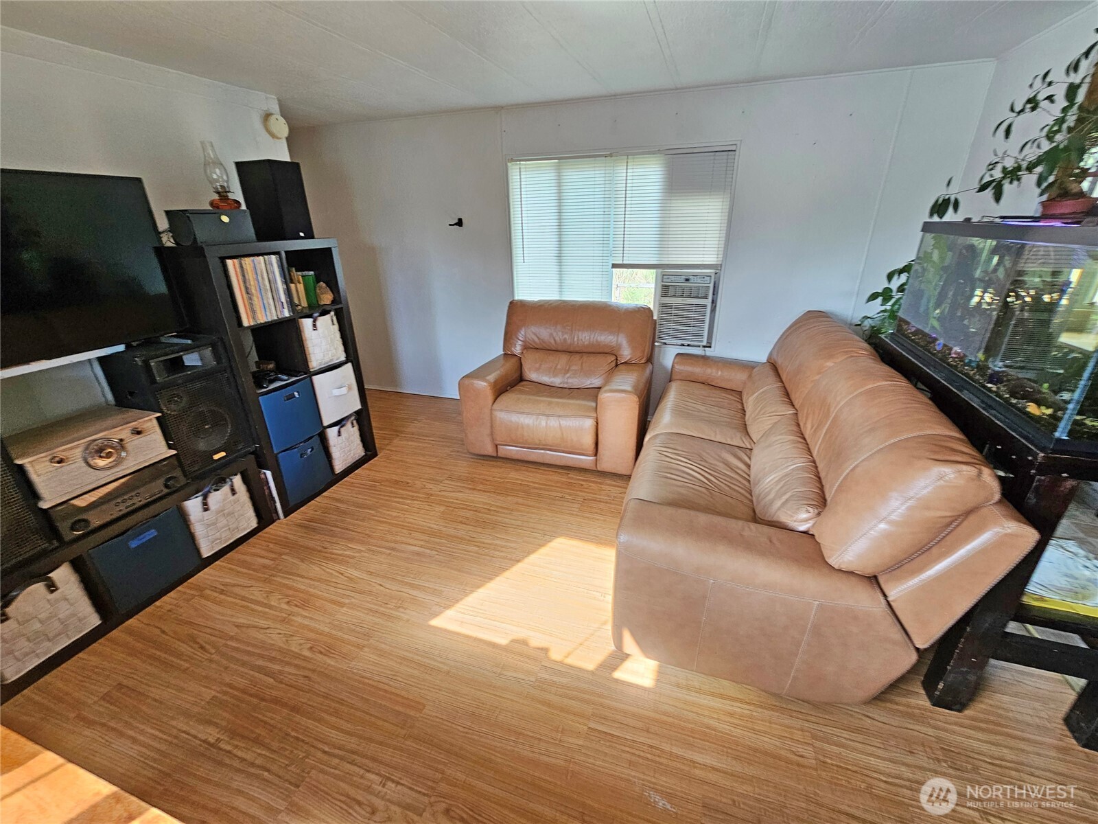18125 Albany Street Property Photo 14