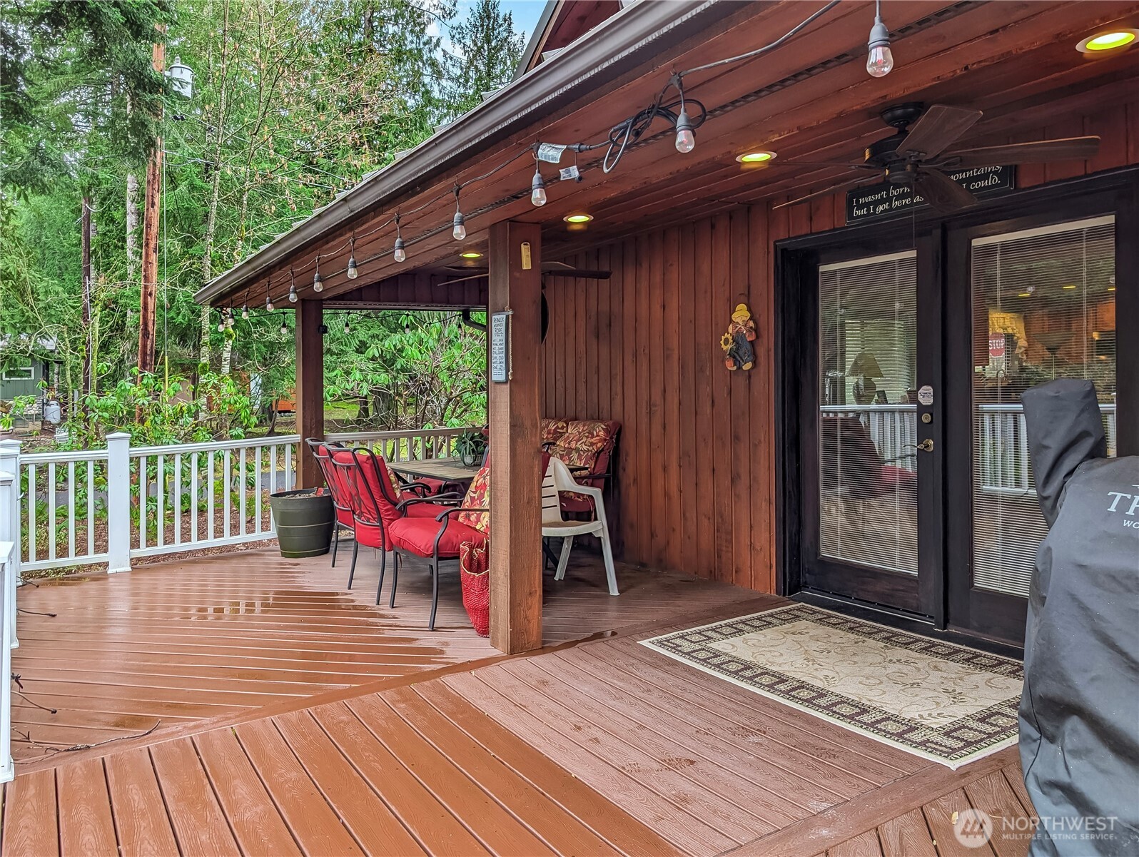 102 Crescent Beach Drive Property Photo 8