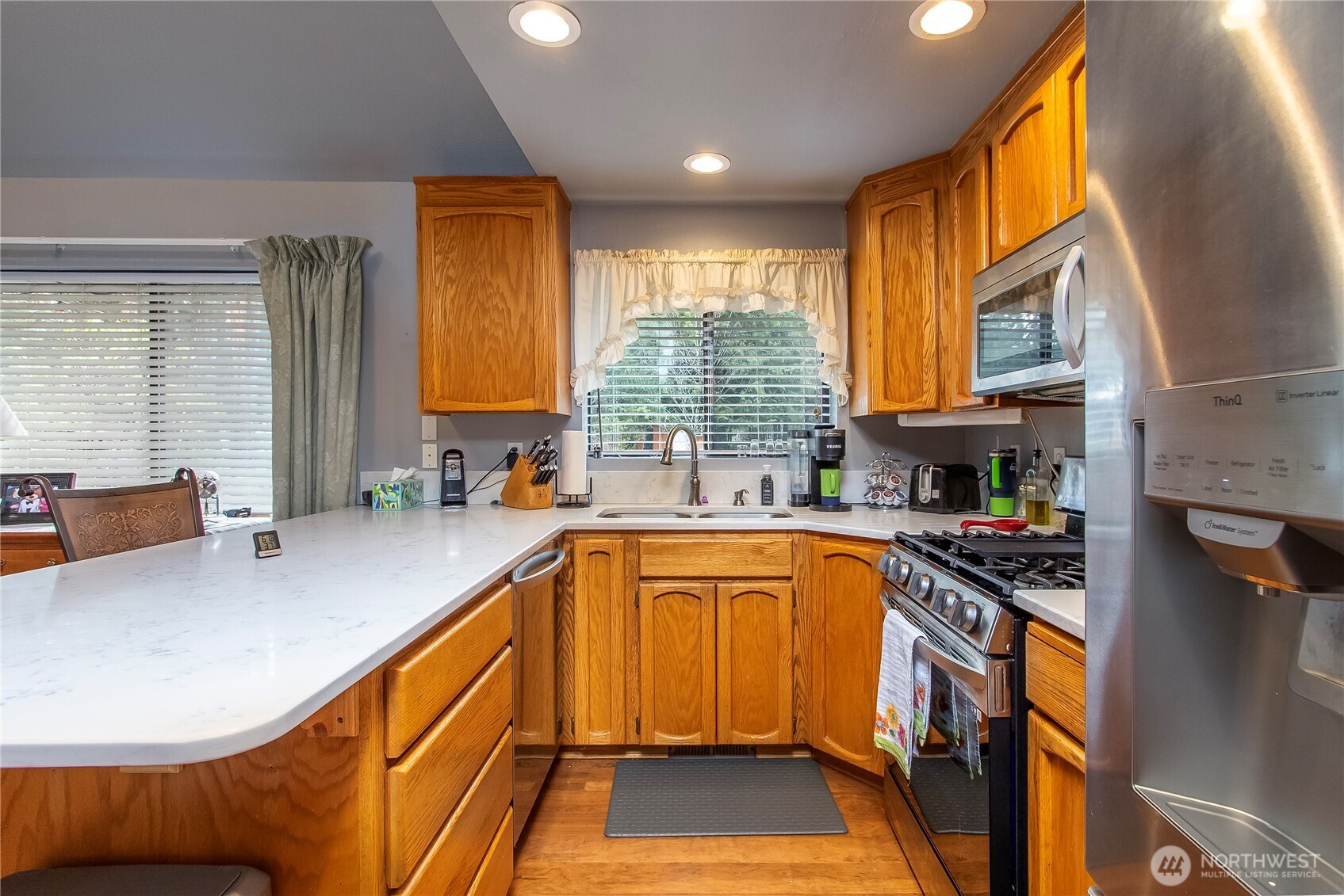 102 Crescent Beach Drive Property Photo 16