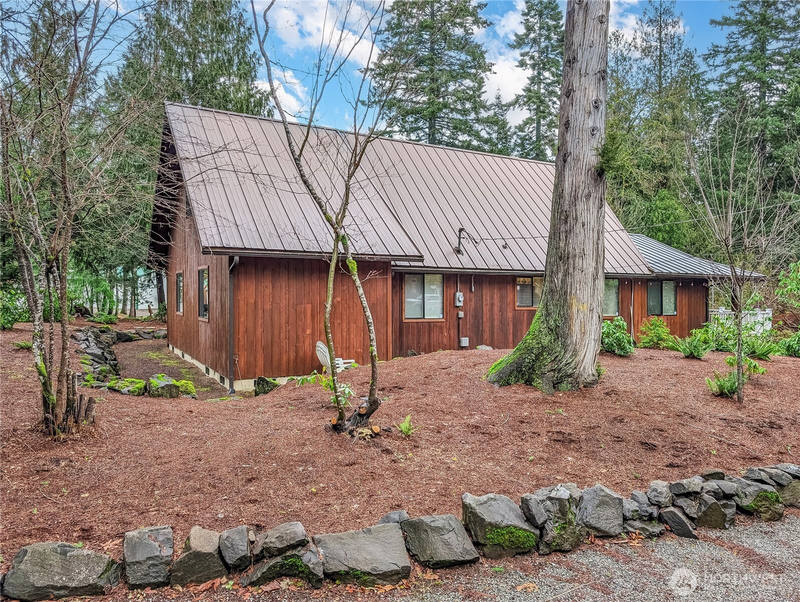 102 Crescent Beach Drive Property Photo 29