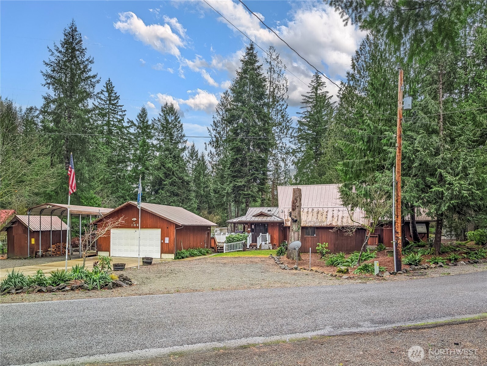 102 Crescent Beach Drive Property Photo 32