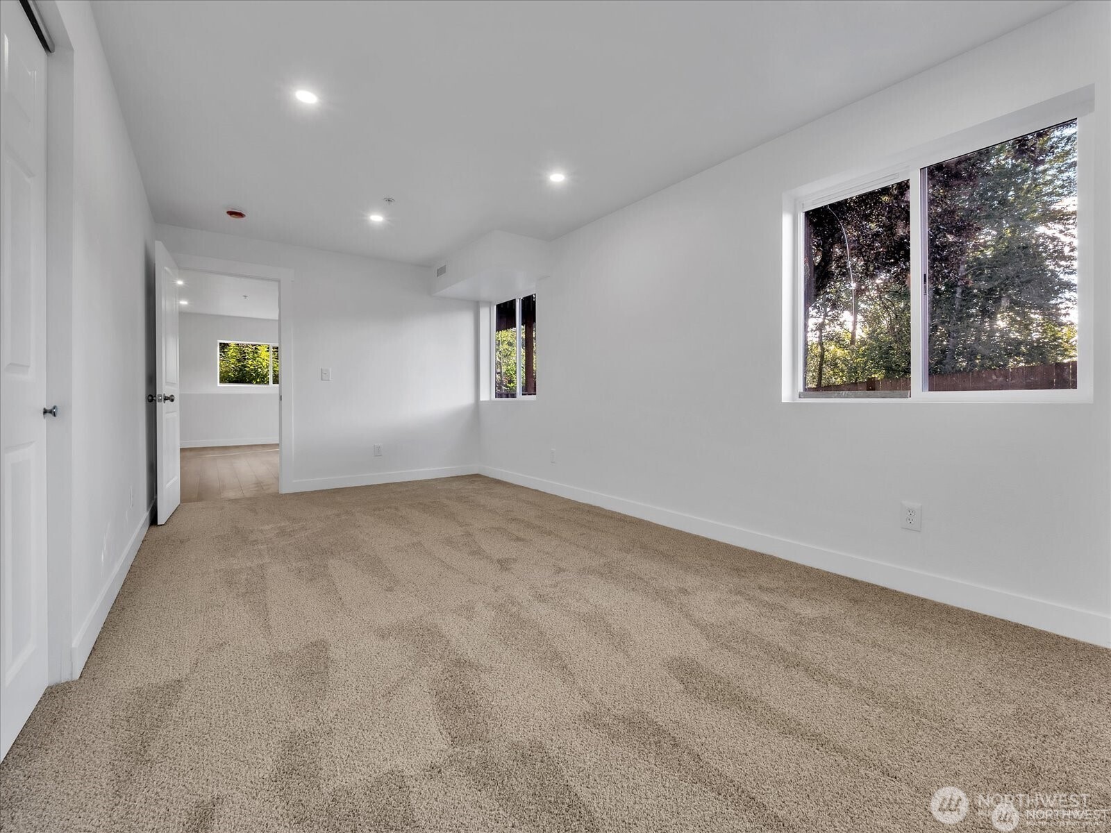 4032 152nd Place Property Photo 25
