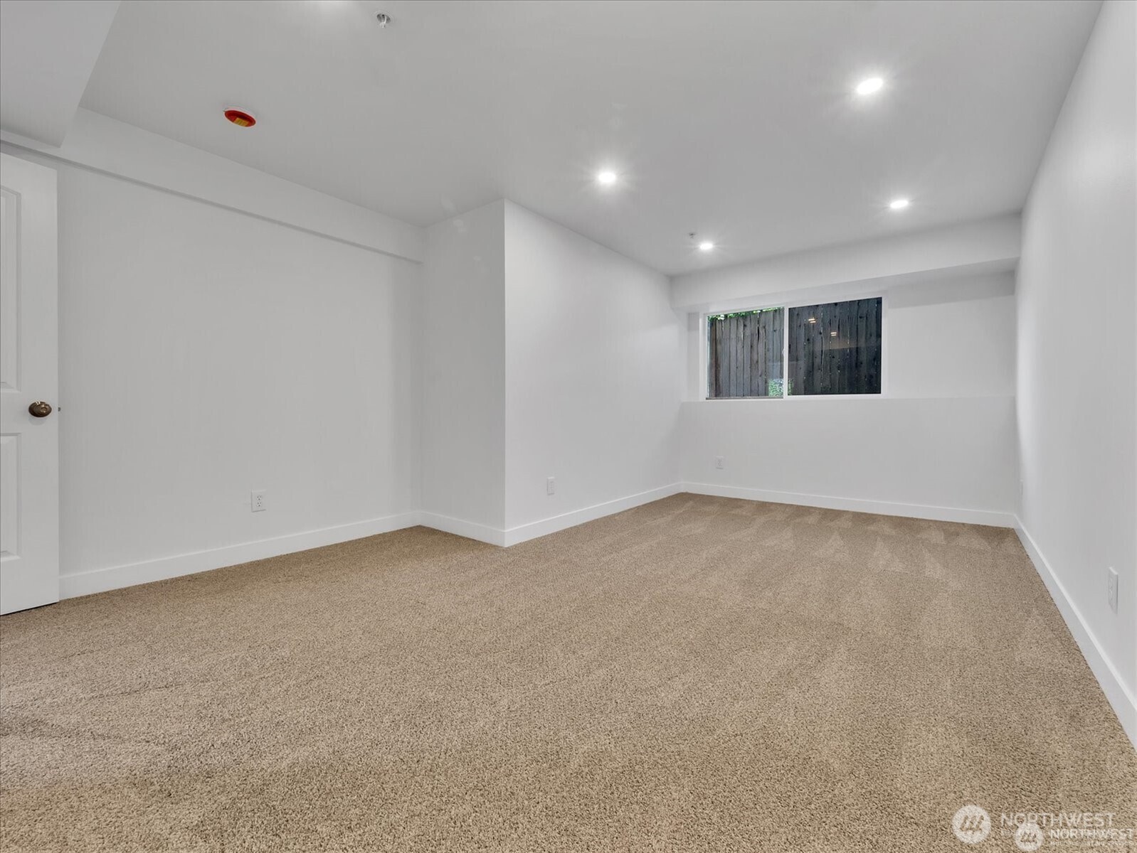 4032 152nd Place Property Photo 26