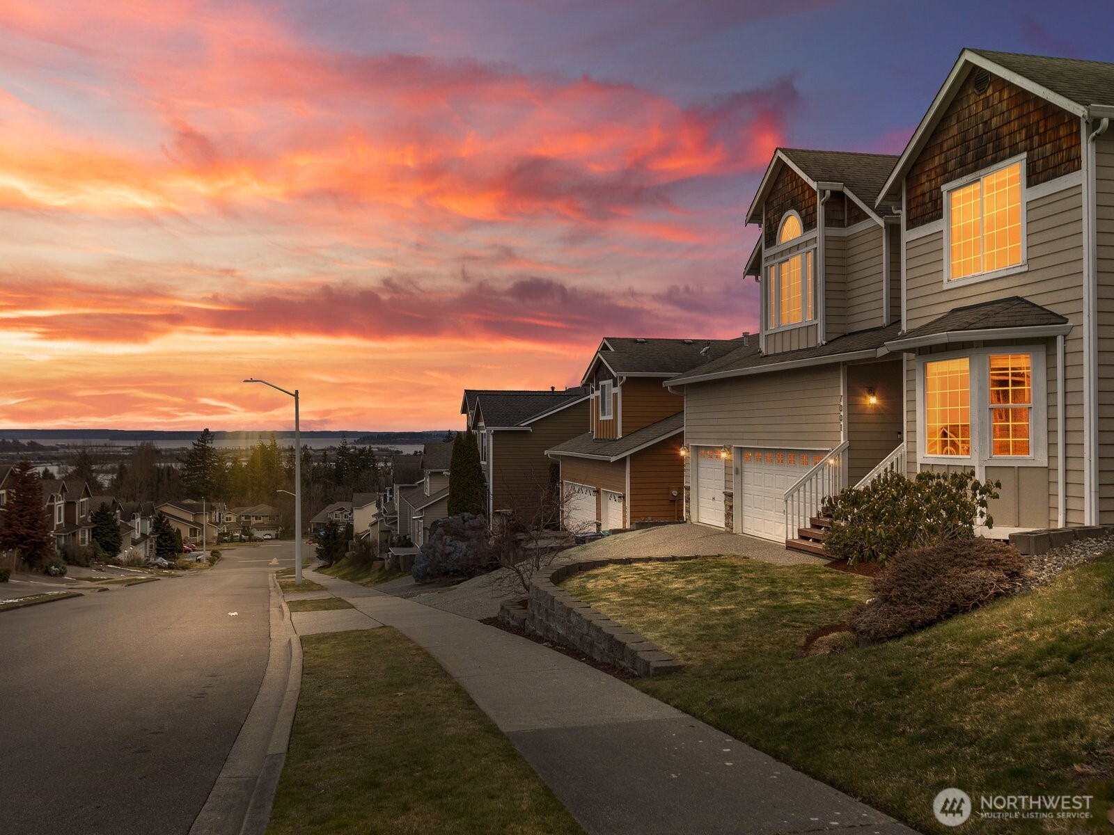 7001 38th Place Property Photo