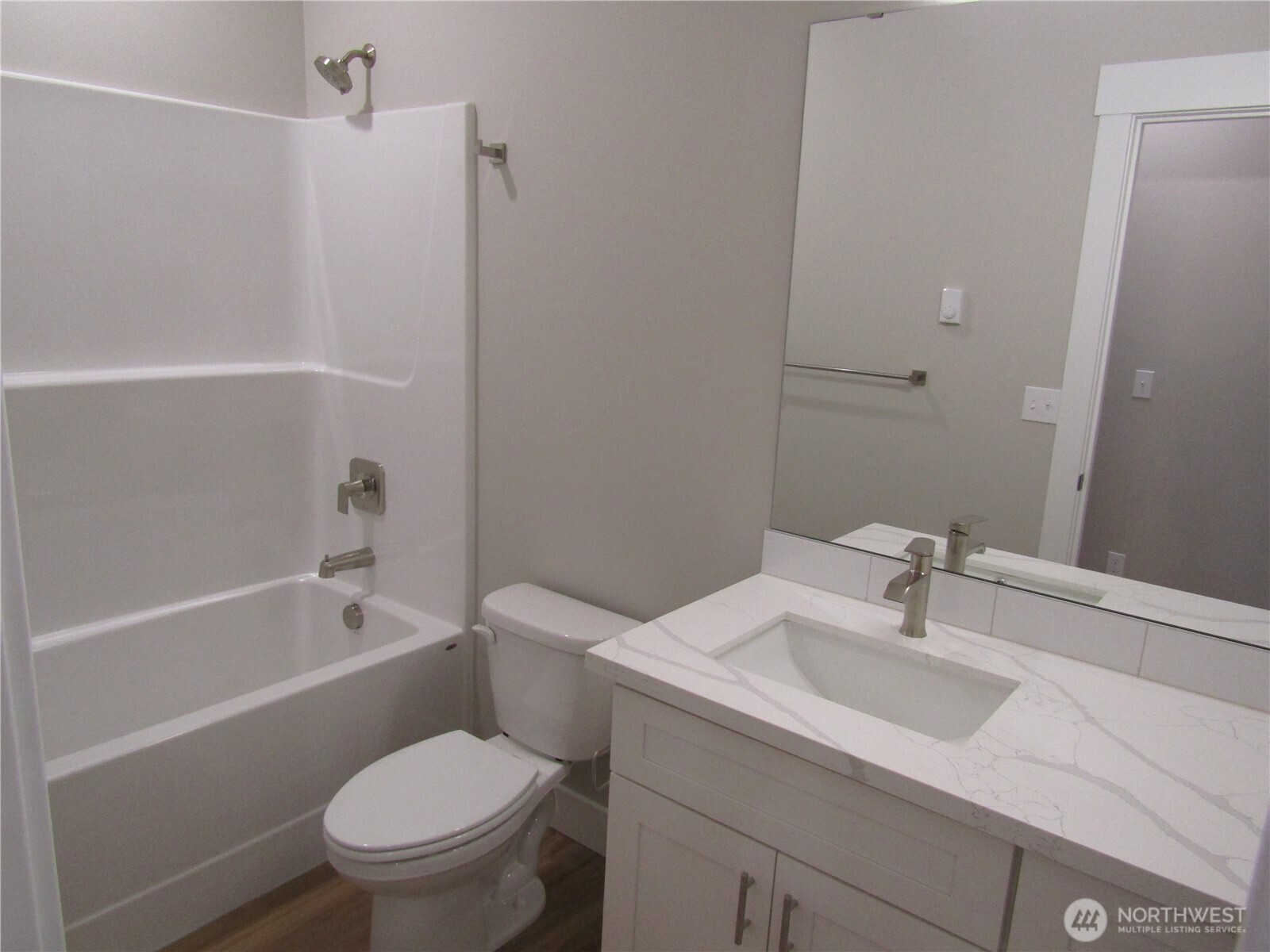 2114 Hawks View Lane Property Photo 4
