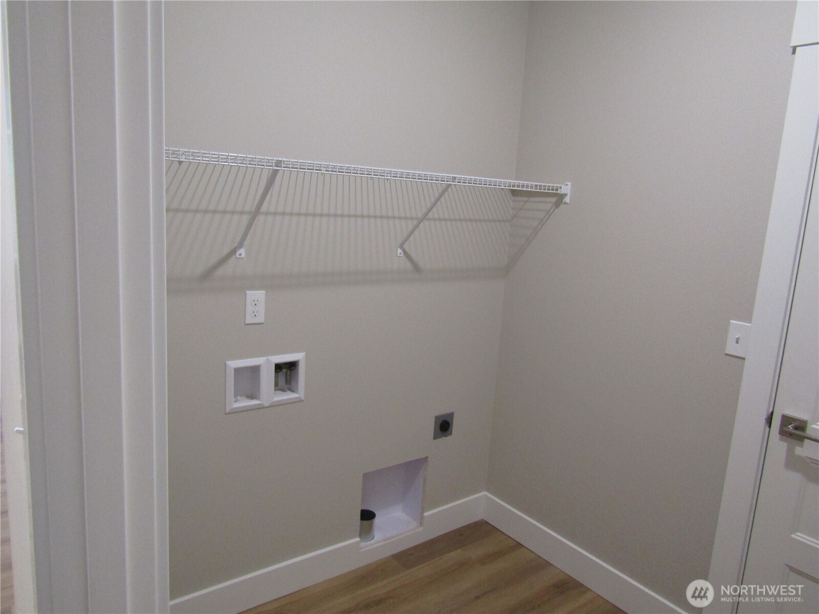 2114 Hawks View Lane Property Photo 7