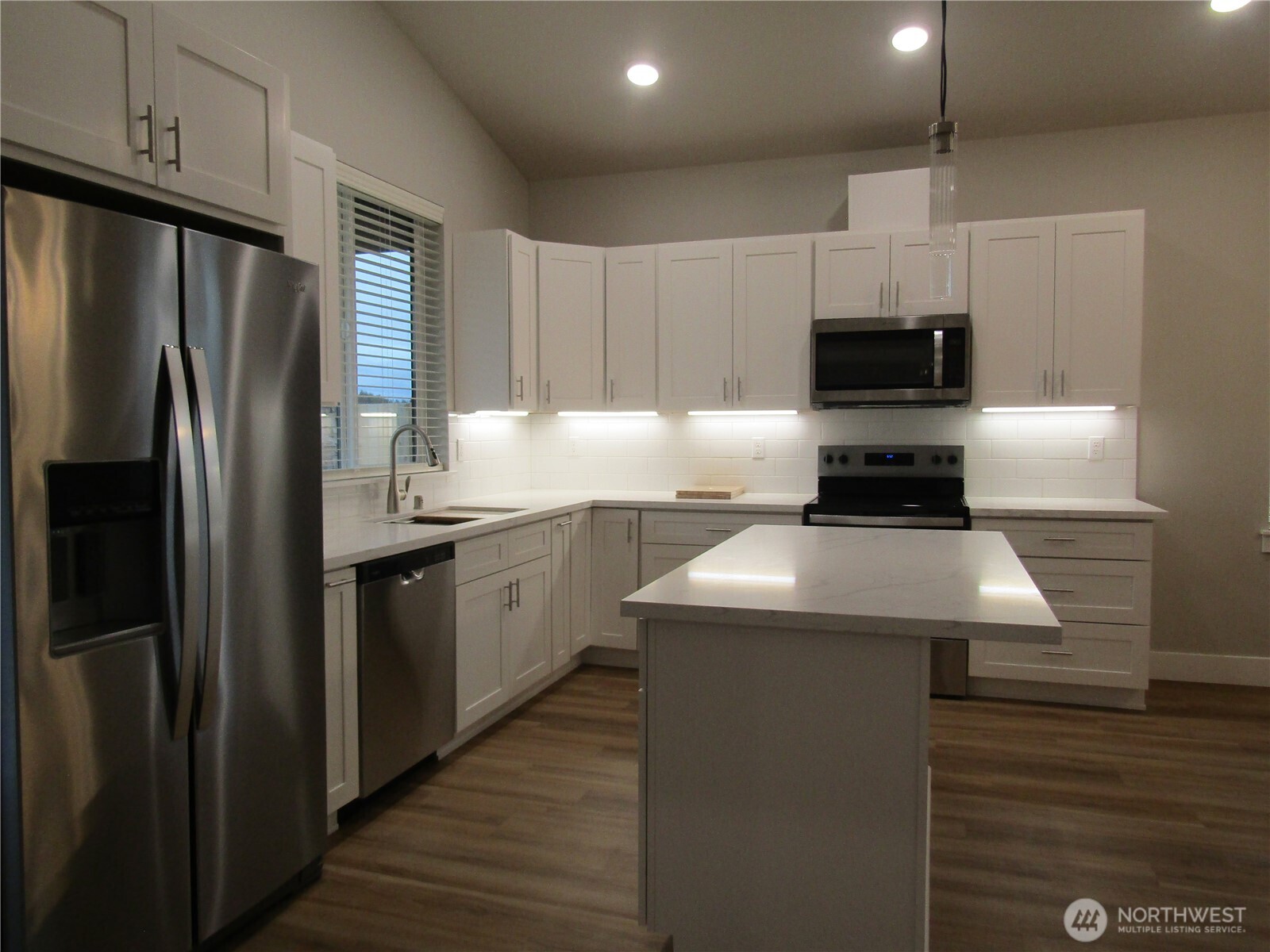 2114 Hawks View Lane Property Photo 11