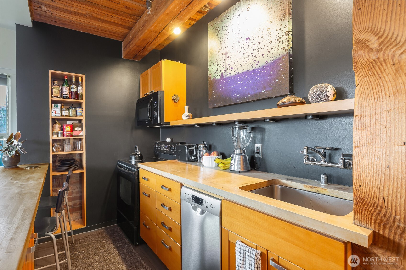 505 E Denny Way A507 Property Photo 10