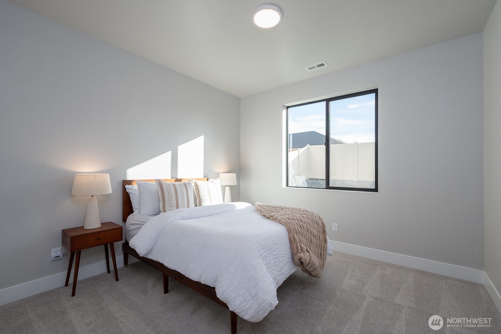 1127 9th Avenue Property Photo 15
