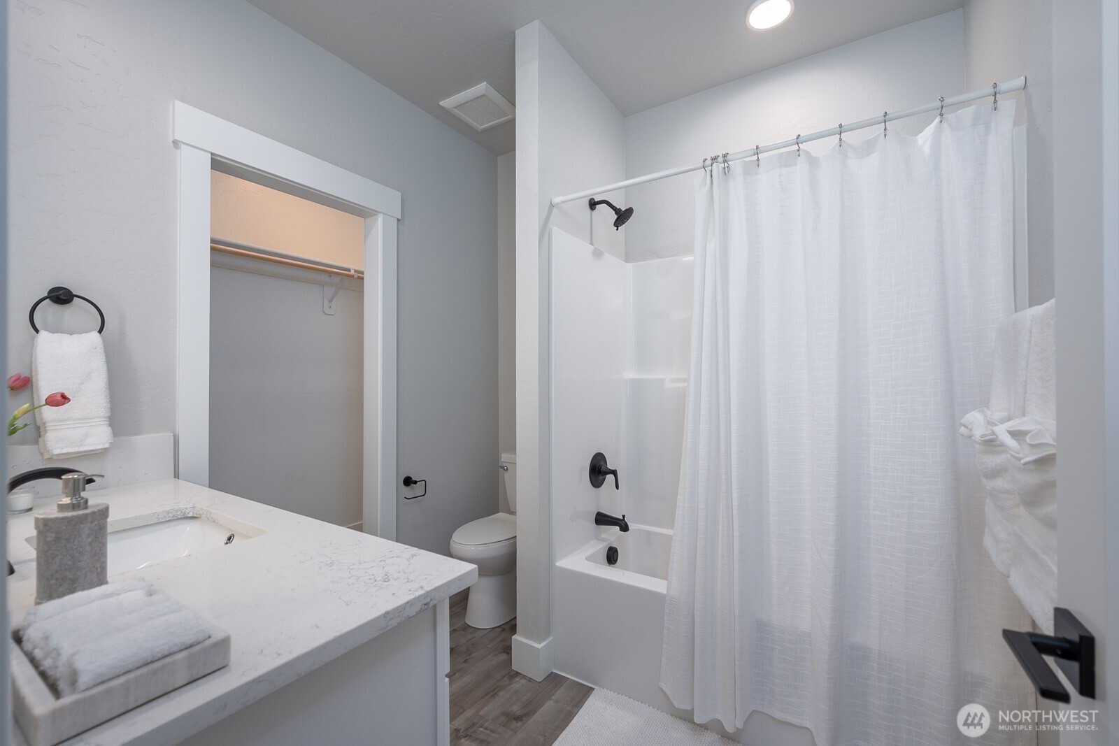 1127 9th Avenue Property Photo 19
