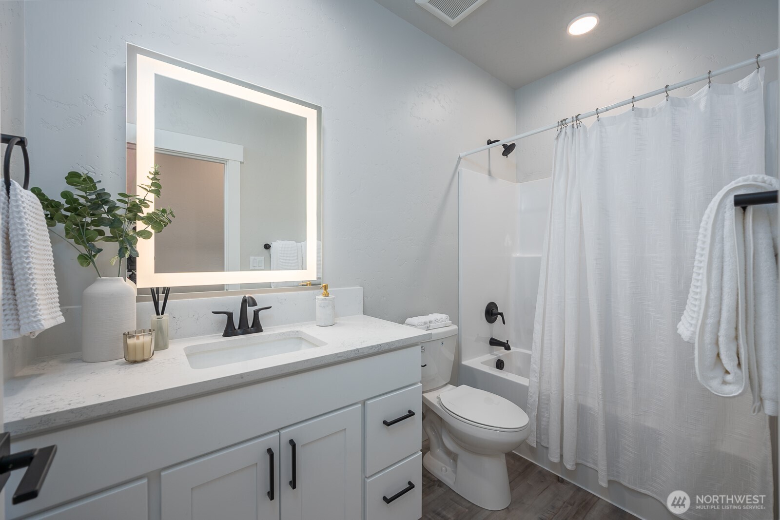 1127 9th Avenue Property Photo 26