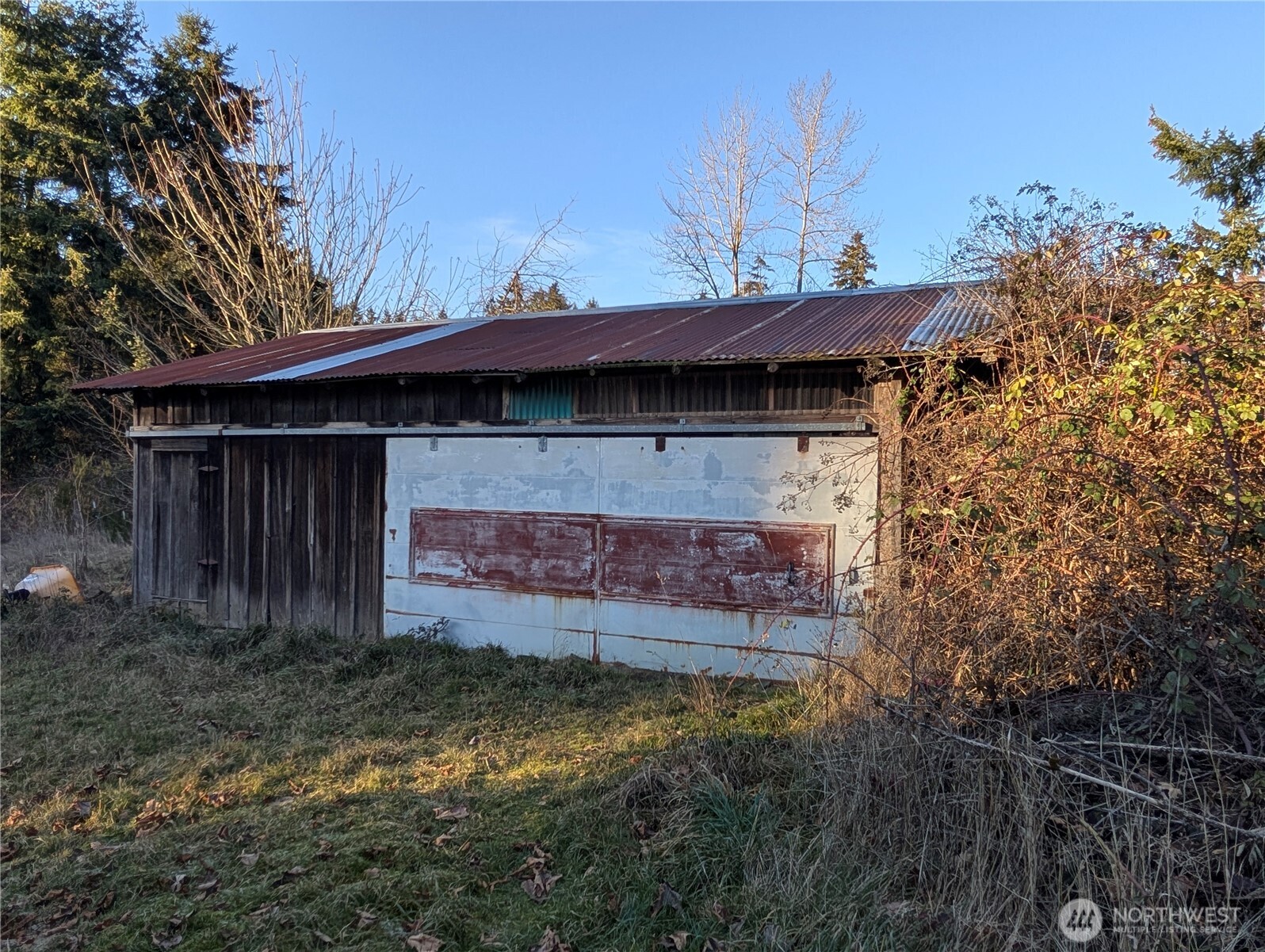 8208 8216 Canyon Road Property Photo 6