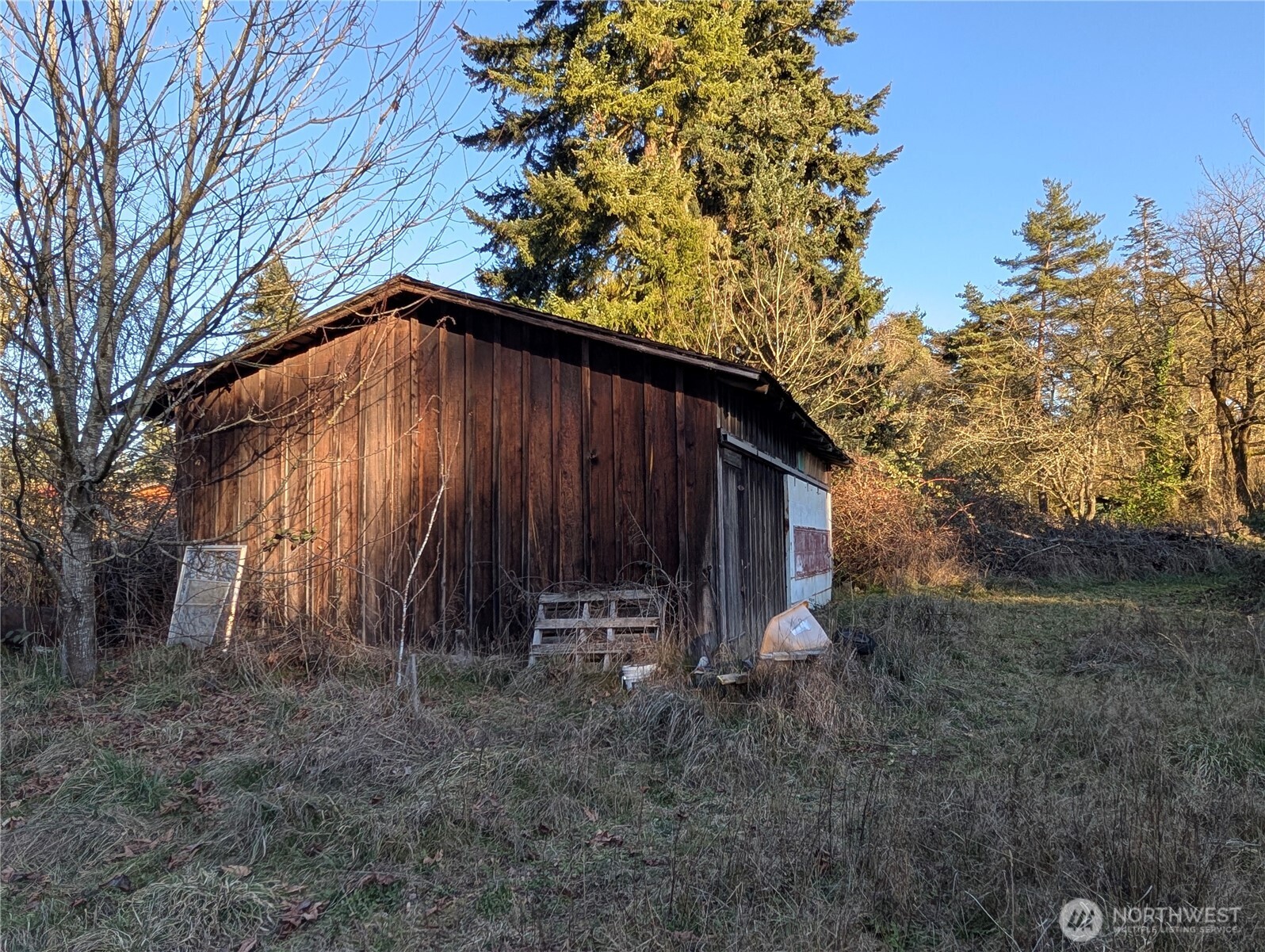 8208 8216 Canyon Road Property Photo 7