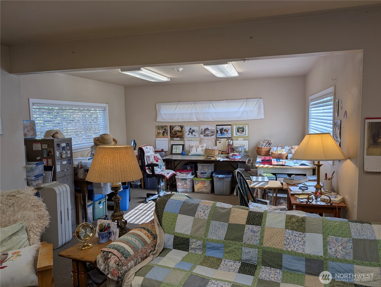 8208 8216 Canyon Road Property Photo 8