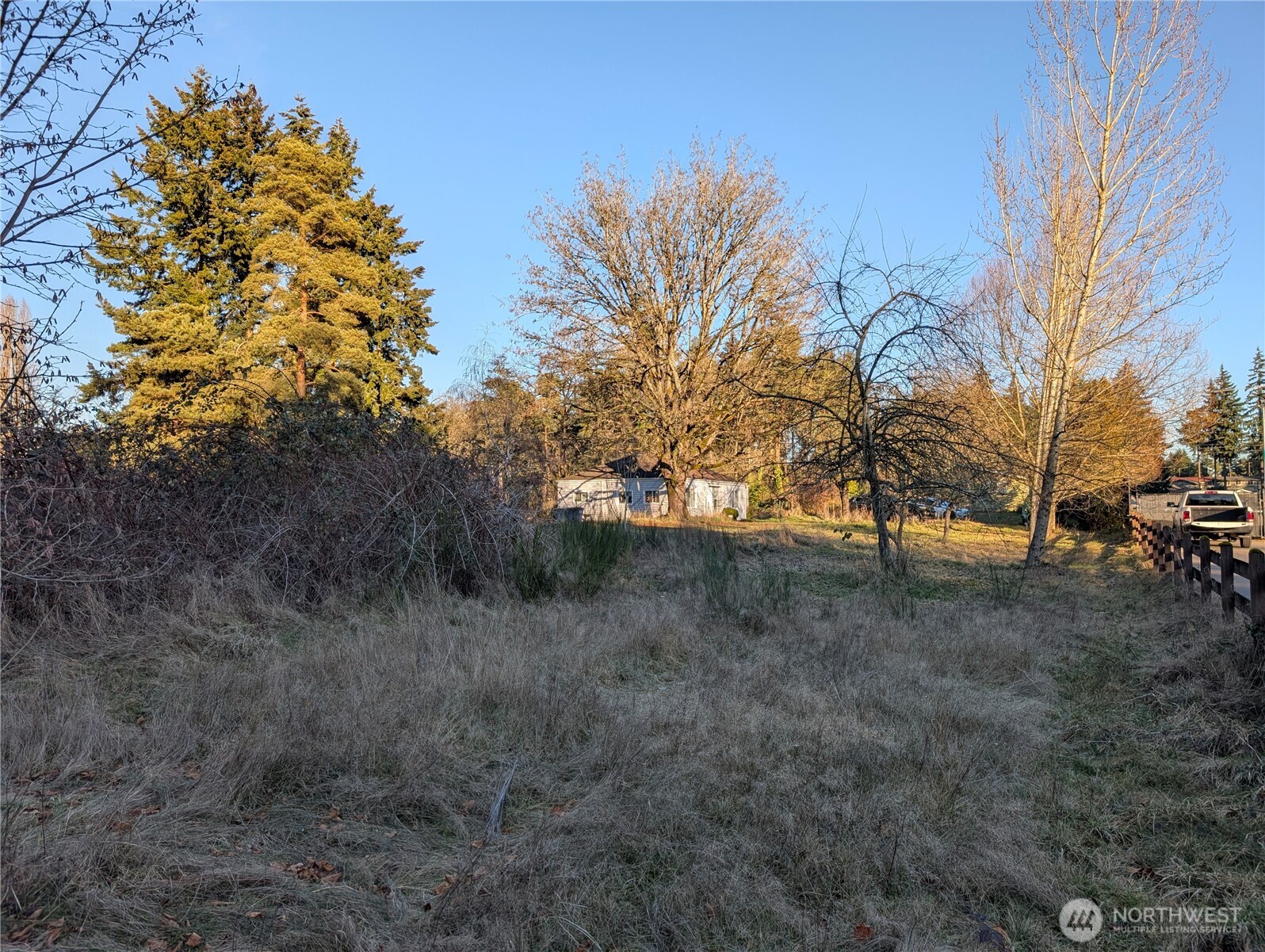 8208 8216 Canyon Road Property Photo 23