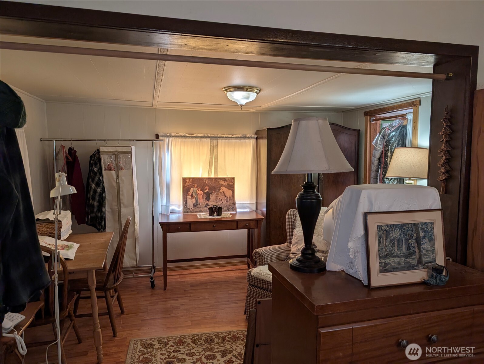 8208 8216 Canyon Road Property Photo 24