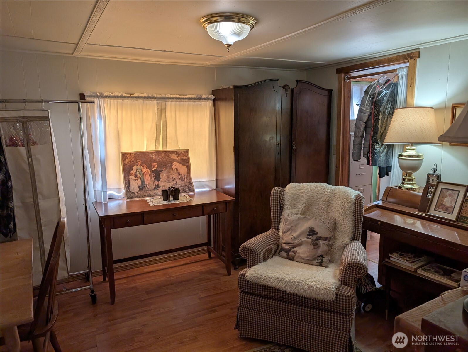 8208 8216 Canyon Road Property Photo 25