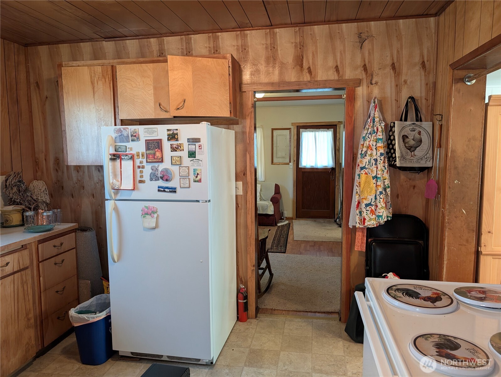 8208 8216 Canyon Road Property Photo 31