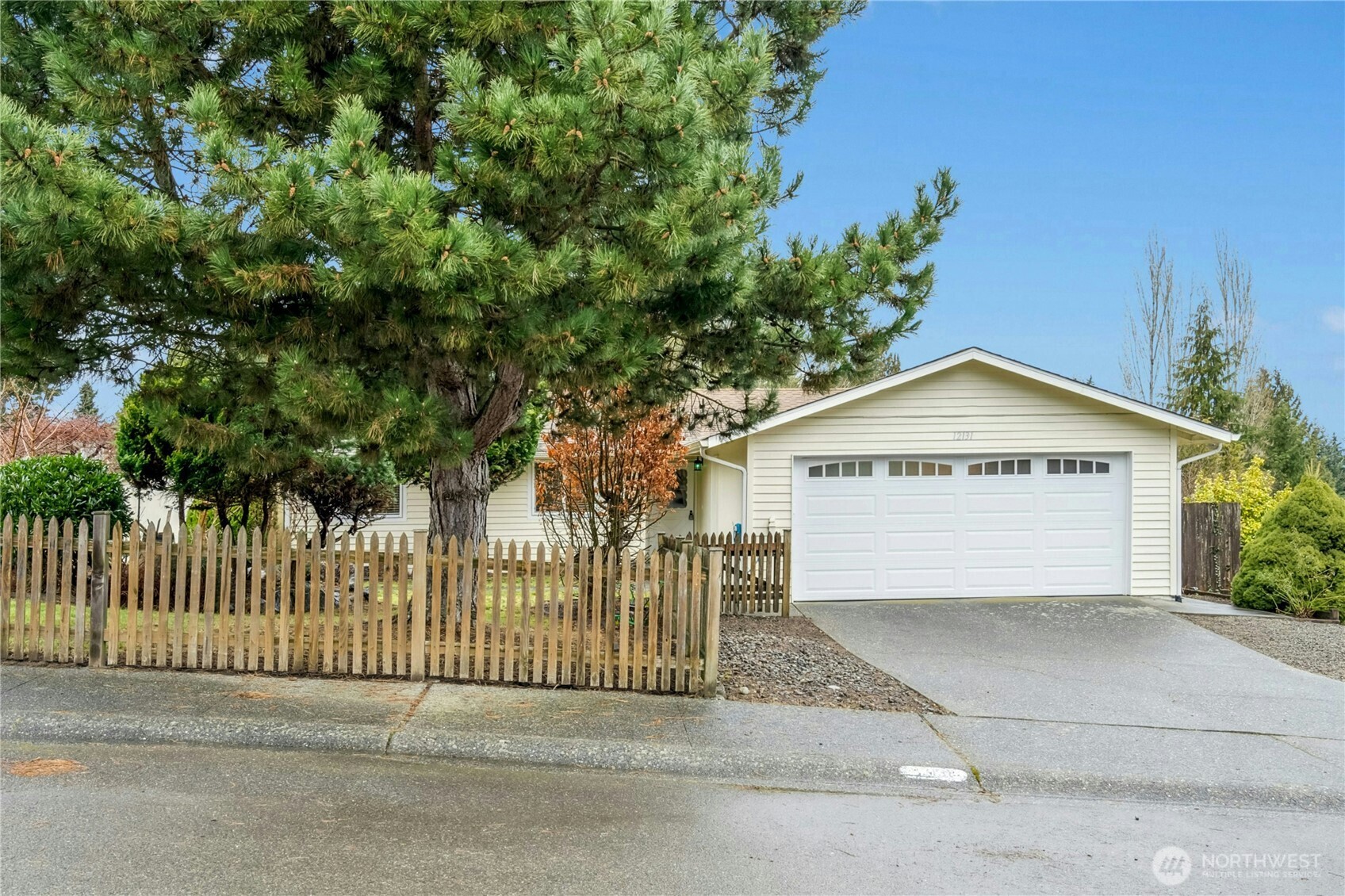 12131 47th Drive Property Photo