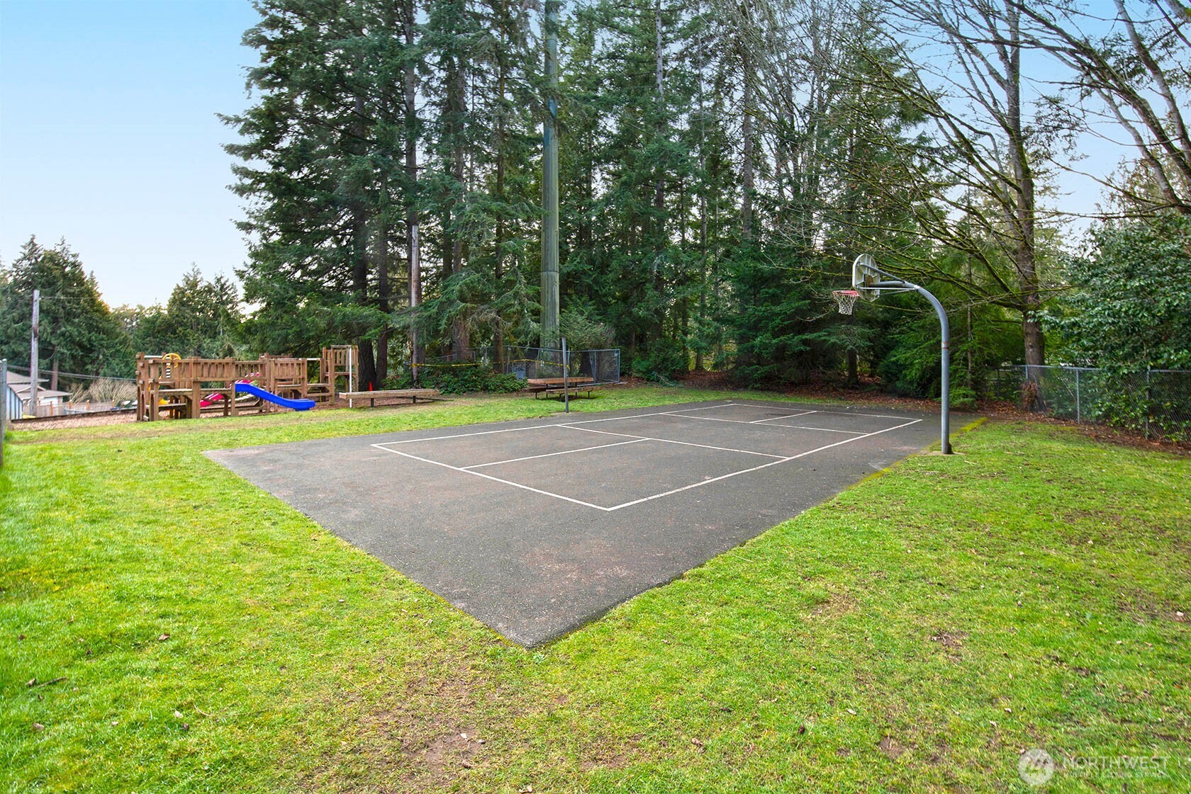 12506 Maplewood Avenue Property Photo 39
