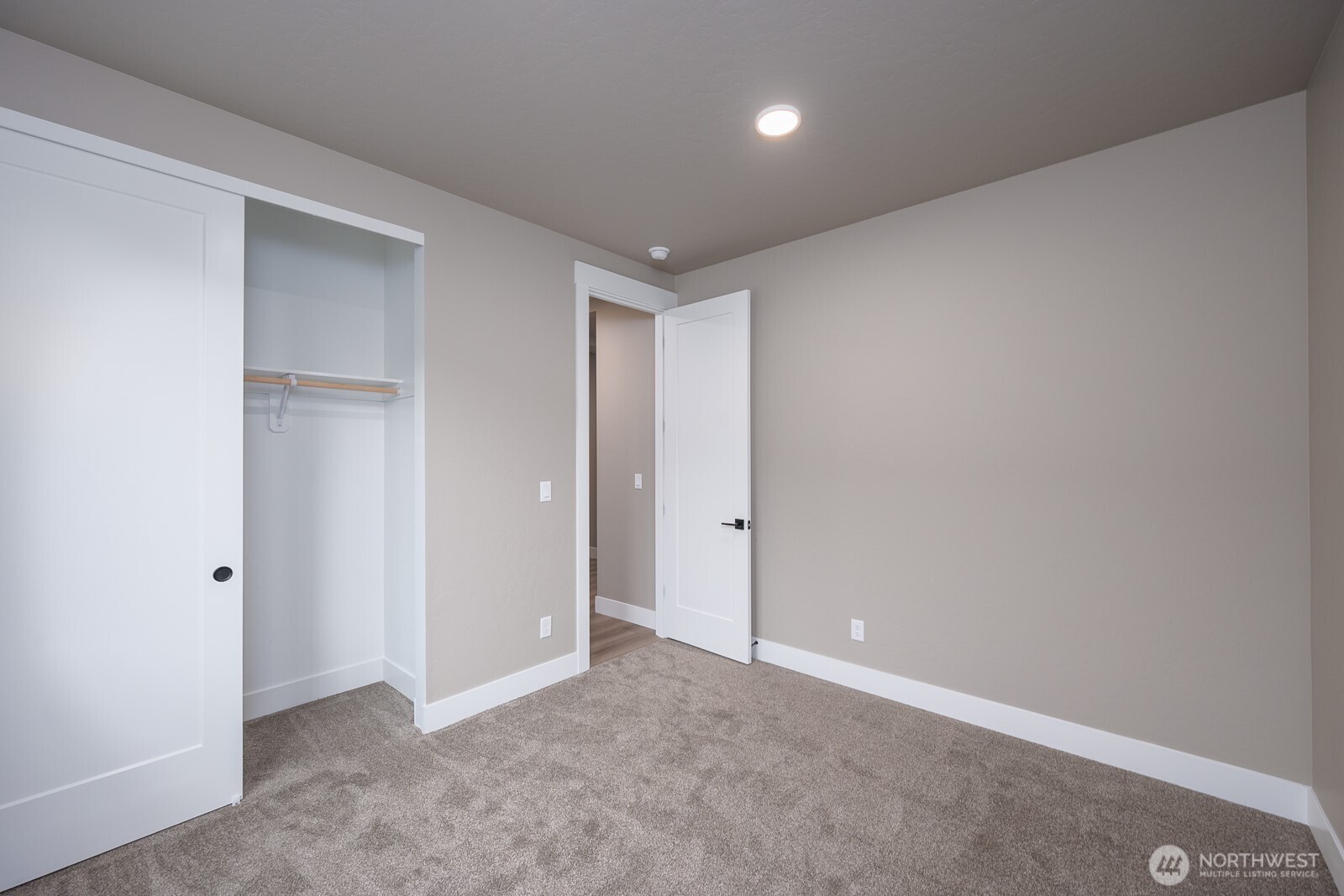 1117 9th Avenue Property Photo 17