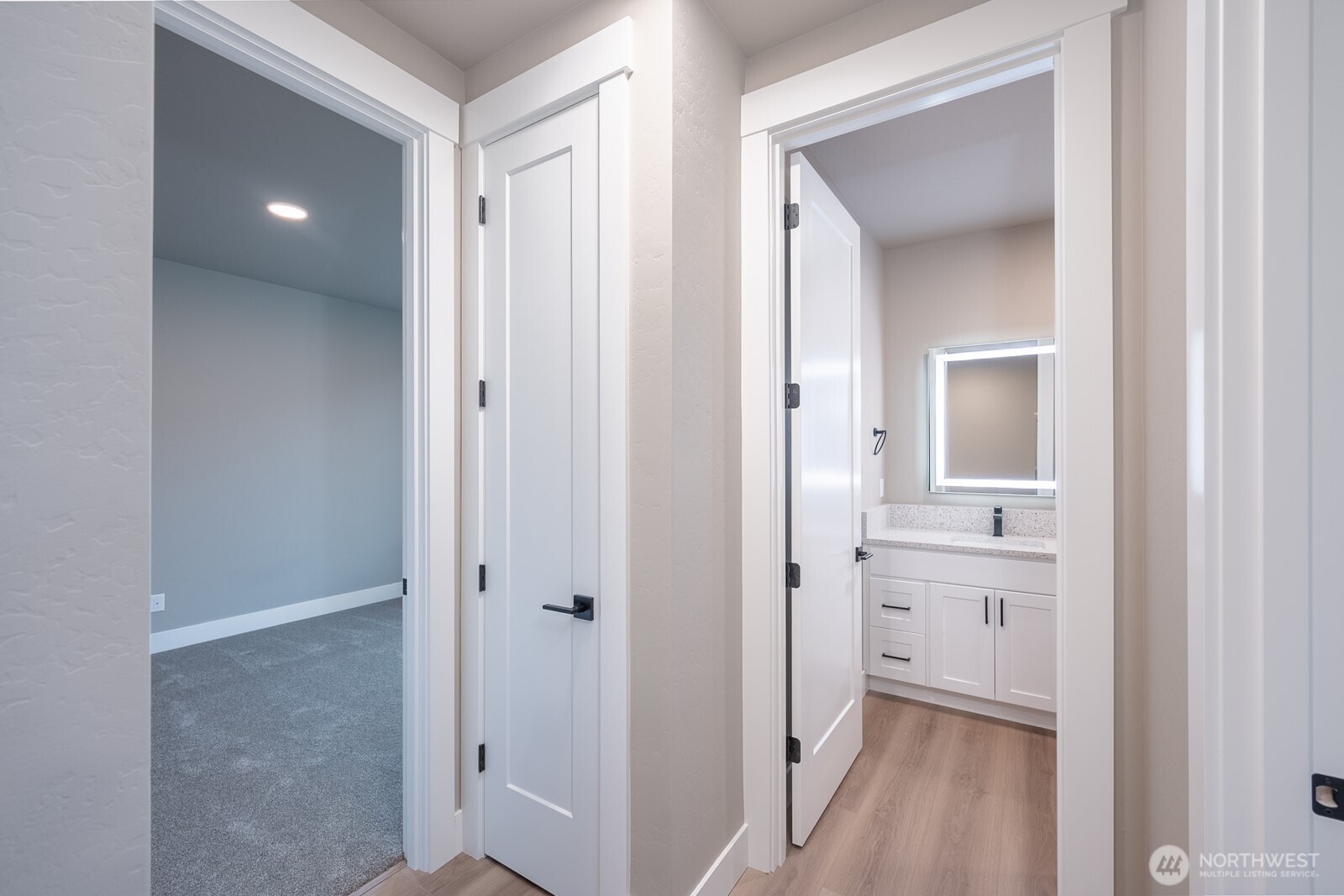 1117 9th Avenue Property Photo 18