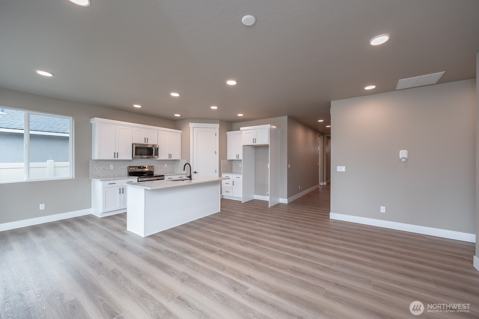 1117 9th Avenue Property Photo 29