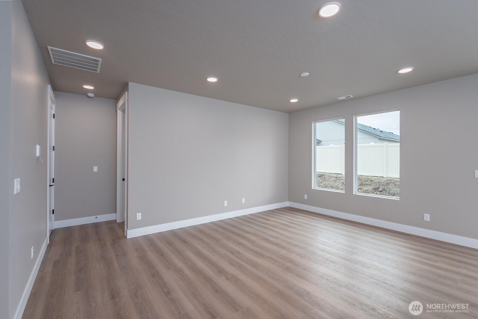 1117 9th Avenue Property Photo 31