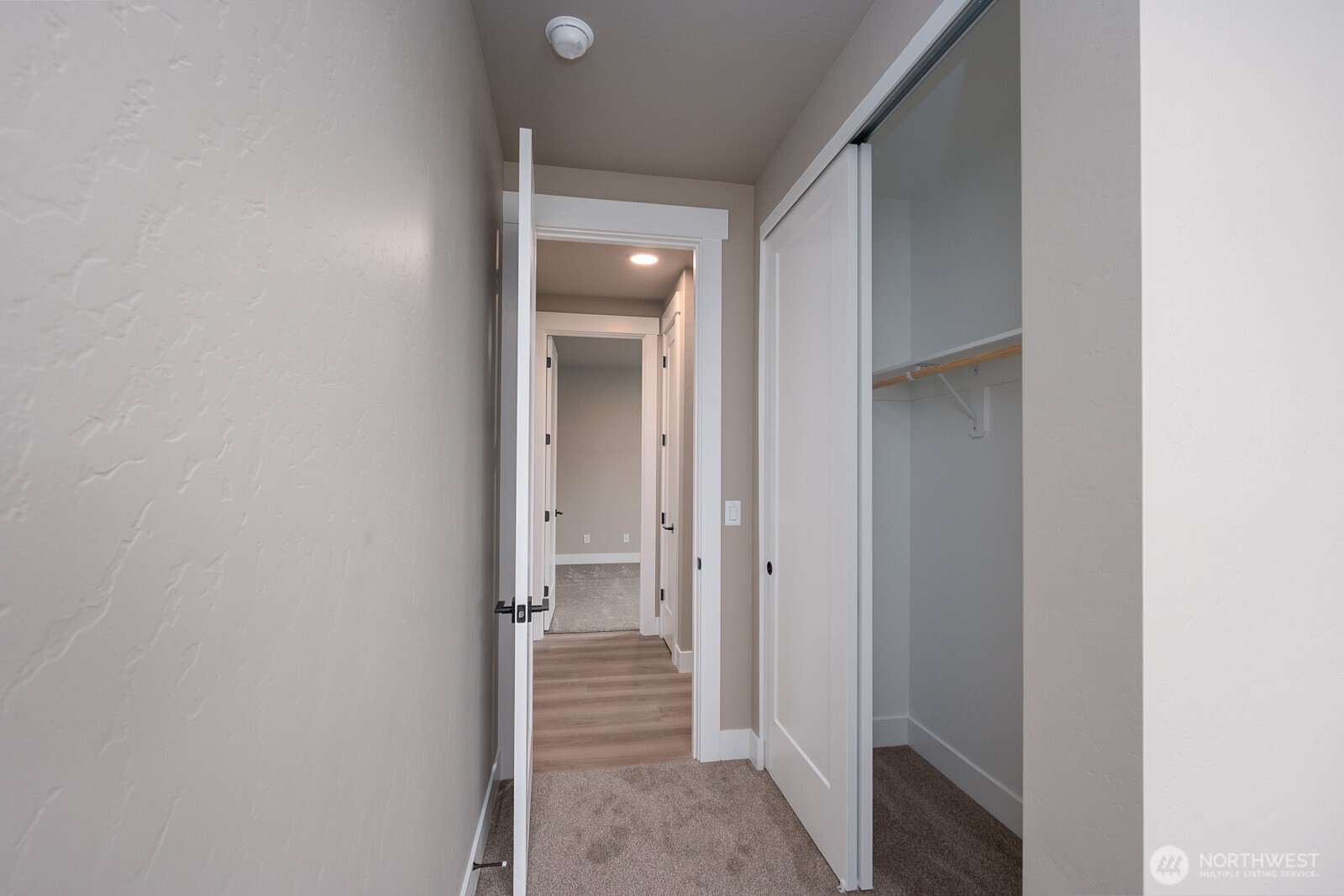 1011 9th Avenue Property Photo 10