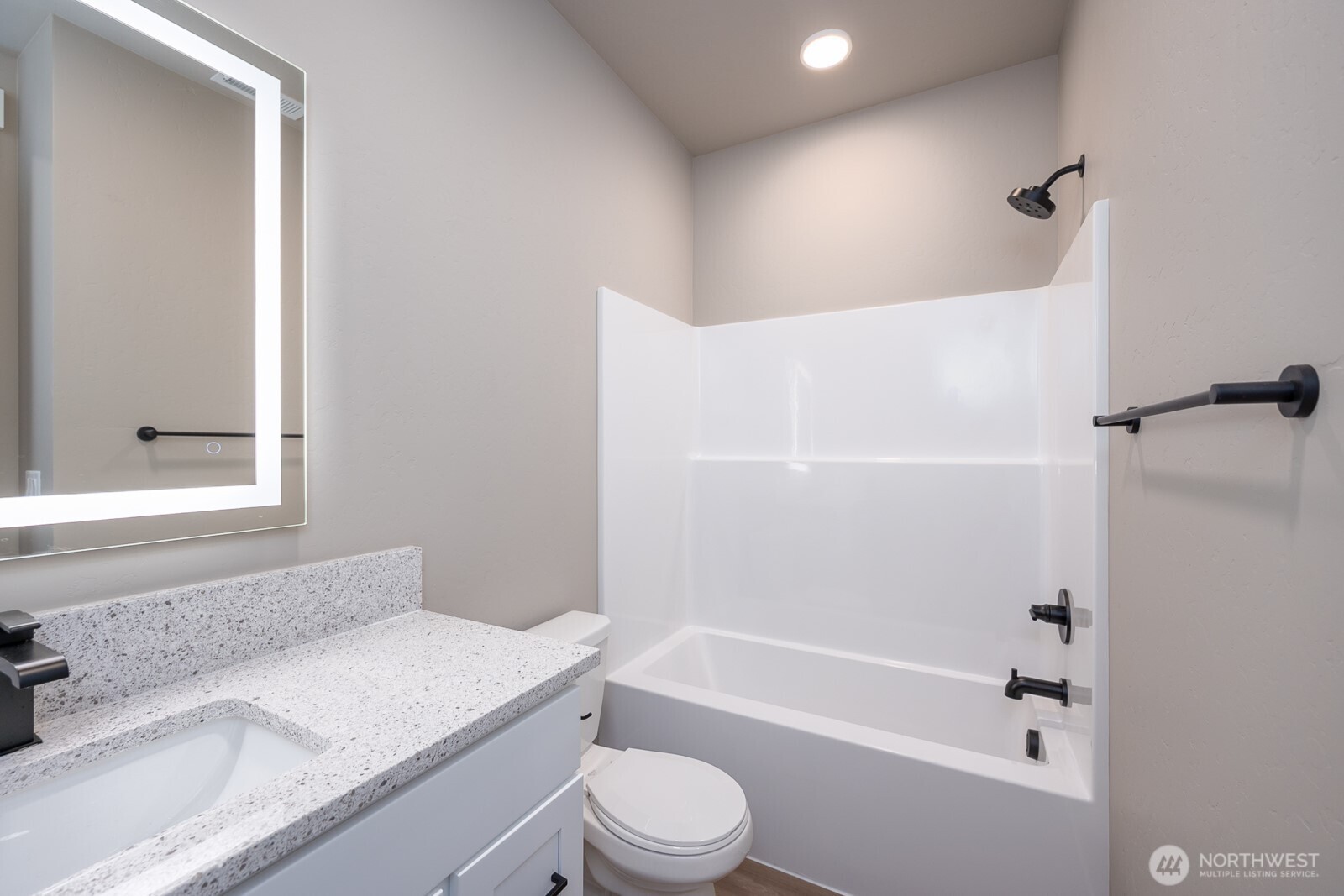 1011 9th Avenue Property Photo 17