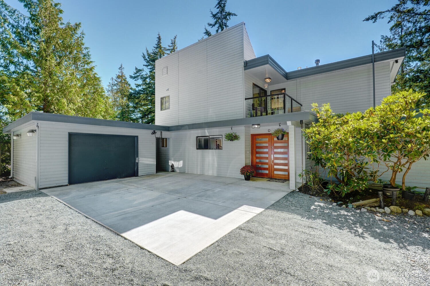 5408 Sunset Avenue Property Photo 3