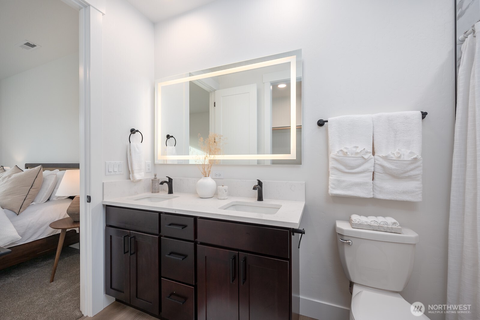 929 9th Avenue Property Photo 11