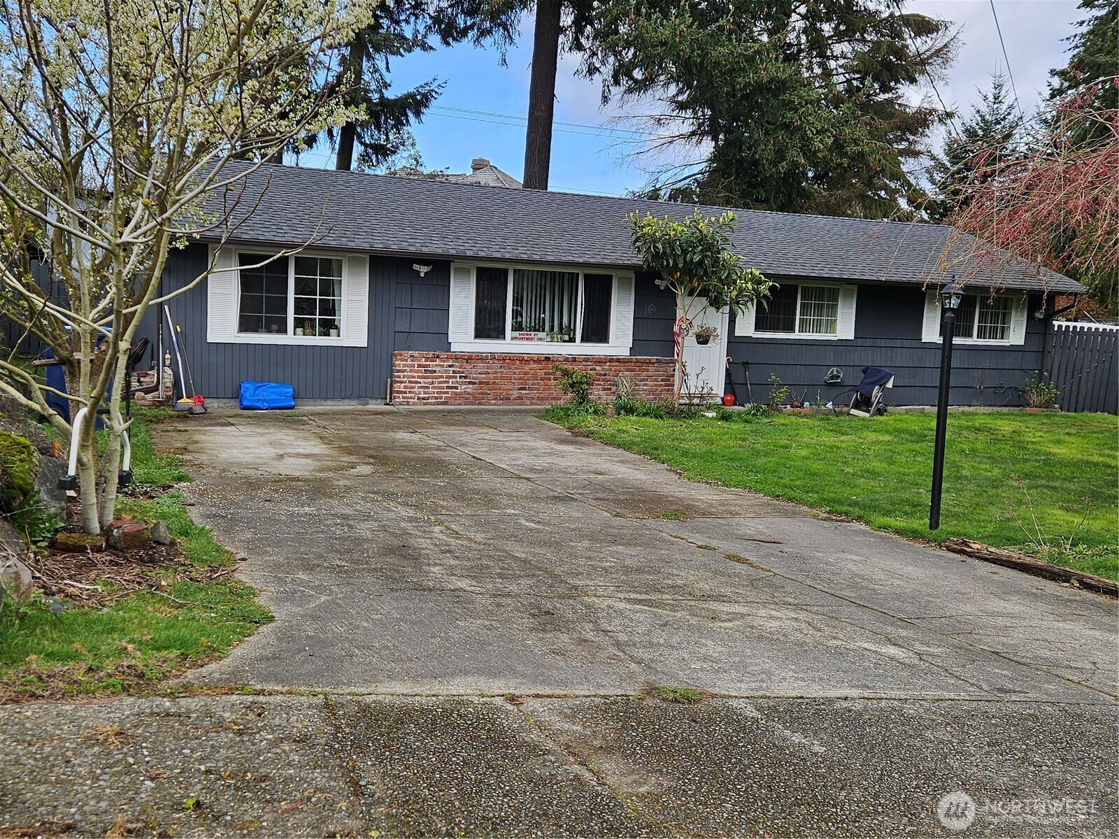 148 S 302nd Street Property Photo