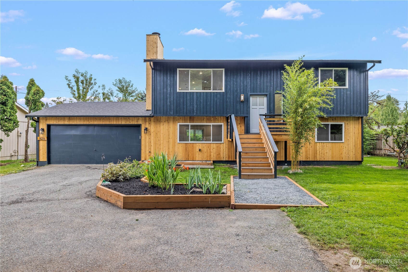 920 207th Place Property Photo 1