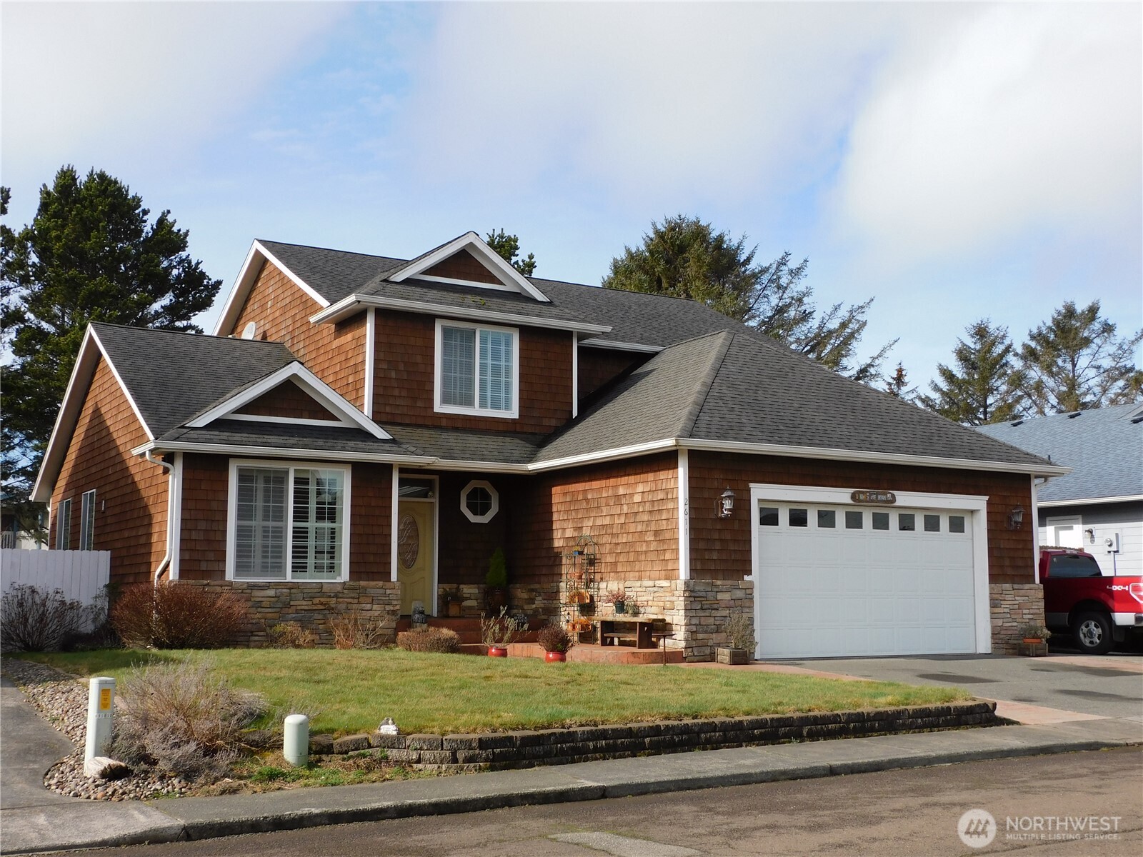 2611 Sea Crest Avenue Property Photo 1