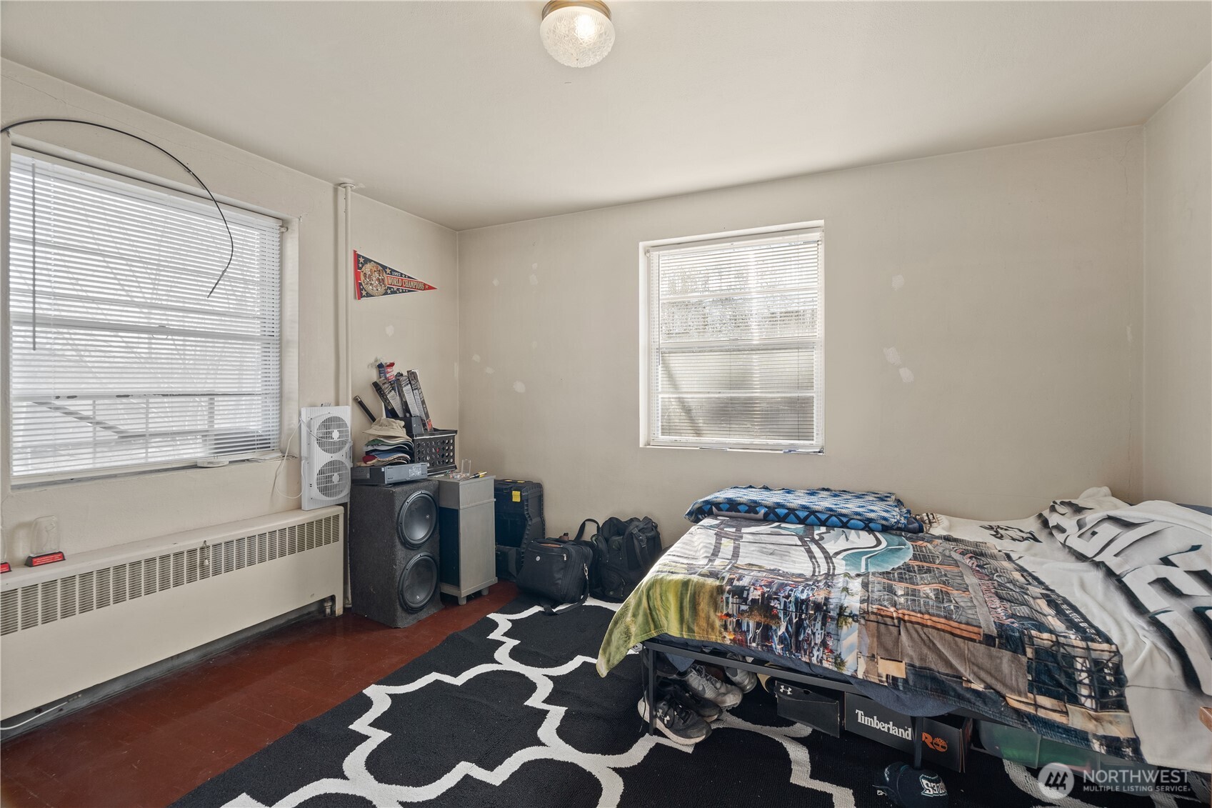 903 W Spofford Avenue Property Photo 8