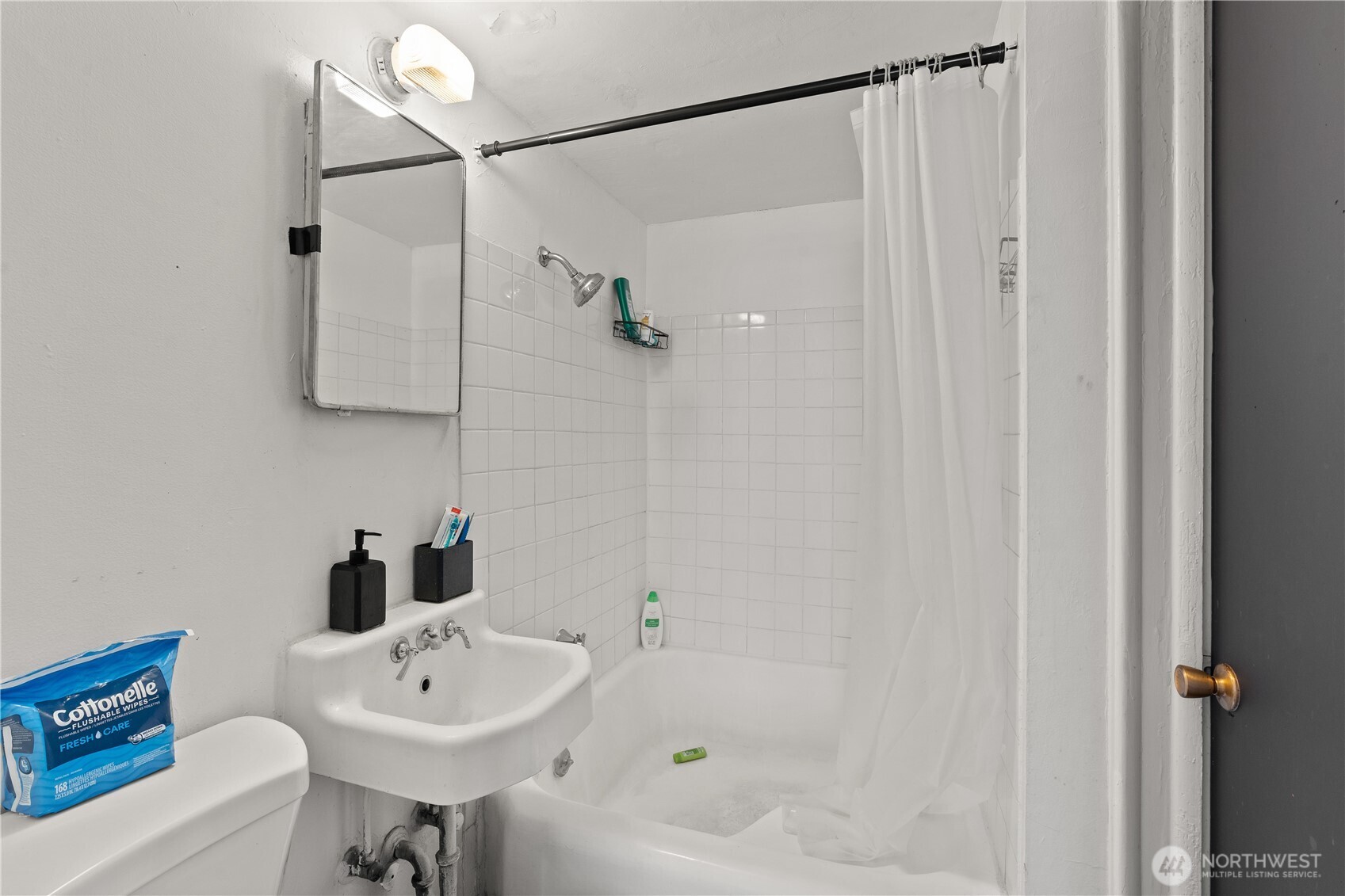 903 W Spofford Avenue Property Photo 10