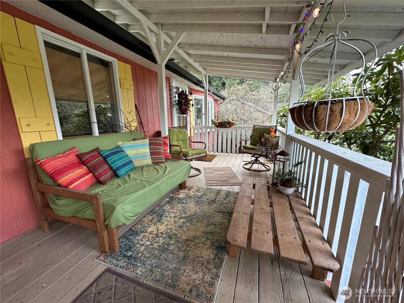 2441 Crestridge Drive Property Photo 3