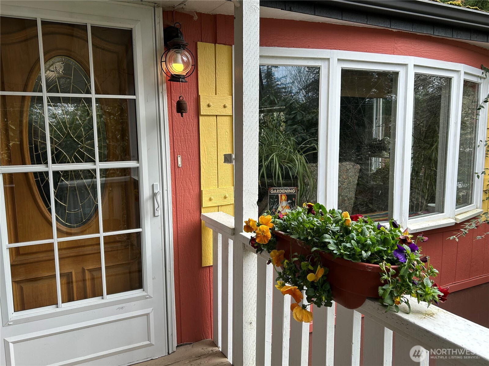 2441 Crestridge Drive Property Photo 4