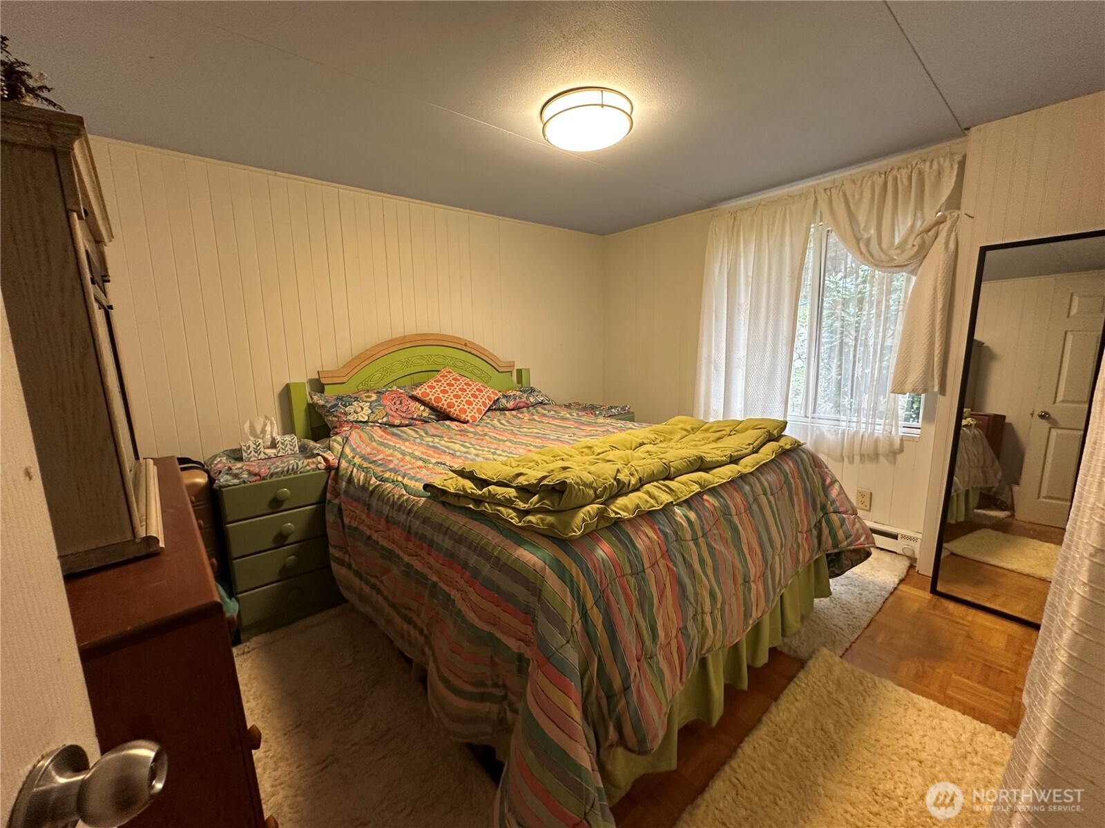 2441 Crestridge Drive Property Photo 8